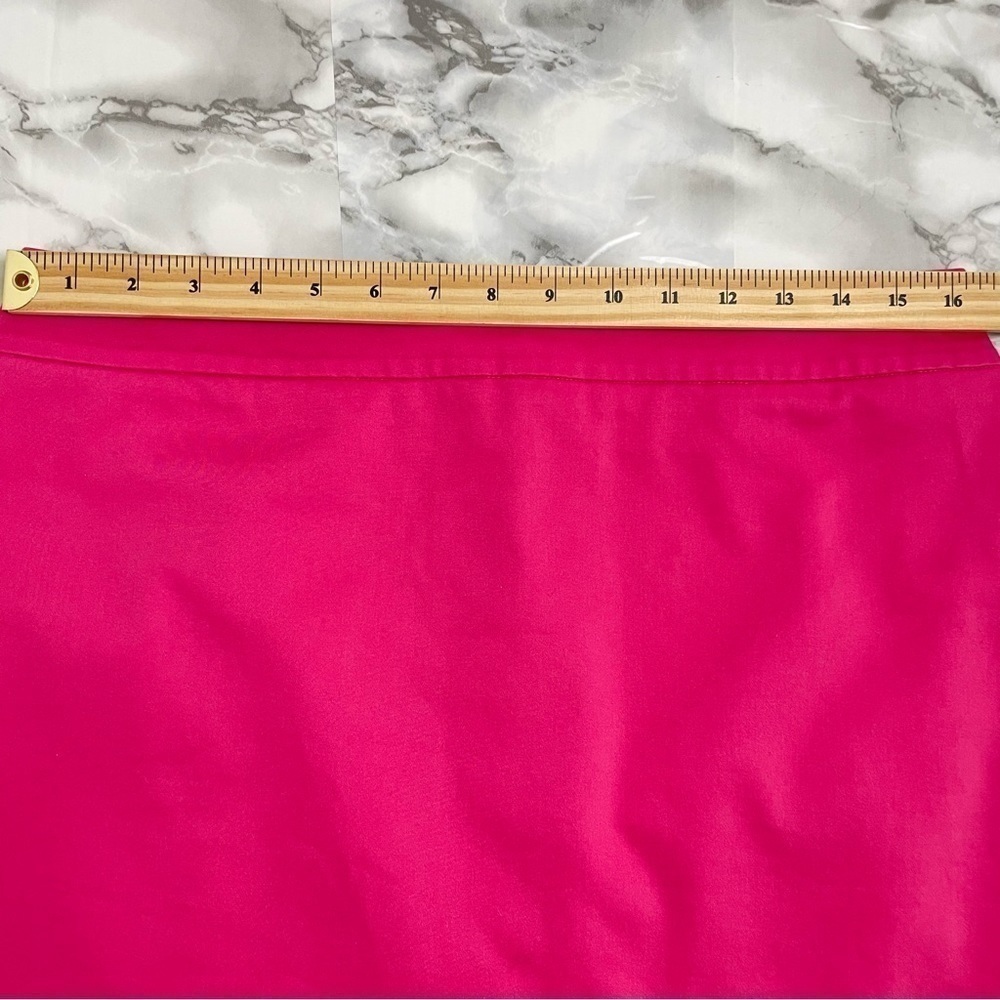 Ricki’s Hot Pink Knee length size 10 with pleats on back - Picture 11 of 12